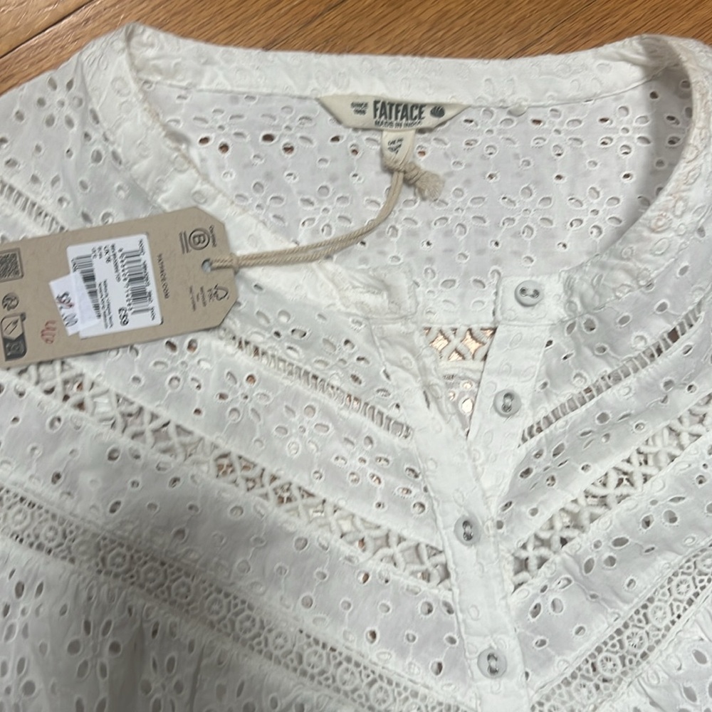 NWT Fat Face White Eyelet Blouse size US 12. New but light makeup on collar - Picture 2 of 6